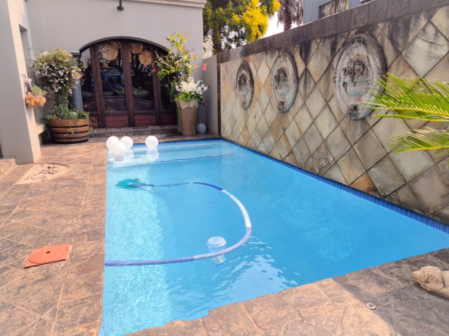 5 Bedroom Property for Sale in Maraldi Estate Free State